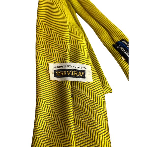 Vintage 1970s Mens Necktie Tie Yellow Gray Polyester Penneys Towncraft - Picture 5 of 5